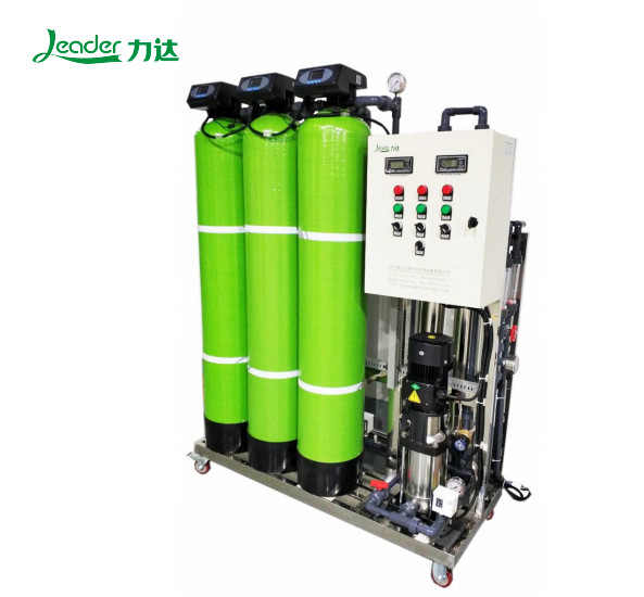 Hệ thống lọc nước thẩm thấu ngược 500 lít mỗi giờ Máy làm mềm nước cho nước uống công nghiệp y tế