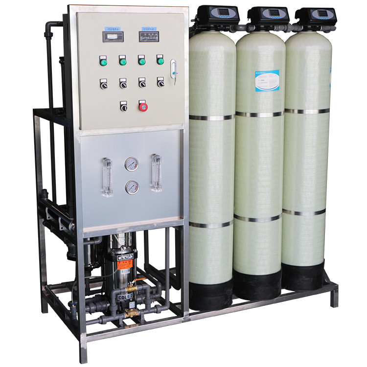 Hệ thống RO công nghiệp 1000lph Máy tiệt trùng tia cực tím Bộ lọc than hoạt tính