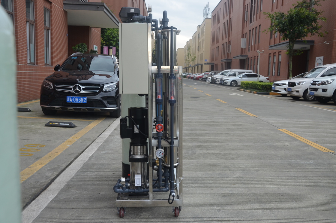 Van bằng tay tự động Bộ lọc làm mềm nước bằng thép không gỉ FRP Tẩy cặn