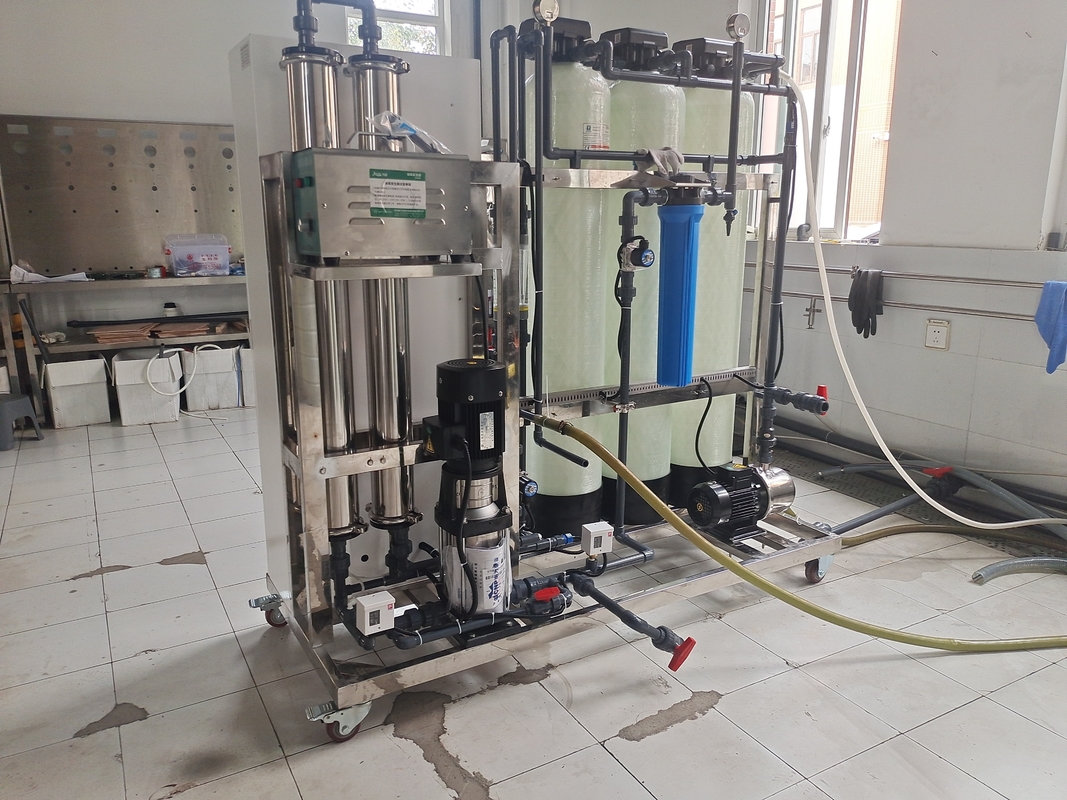 Nhà máy xử lý nước Single Pass 500LPH Hệ thống lọc nước OEM Ro
