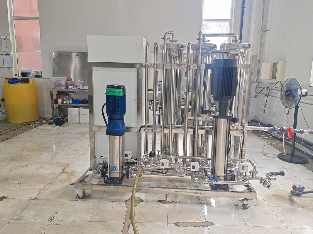 Vật liệu SS Hệ thống RO hai tầng 1000LPH với Khử trùng bằng tia cực tím