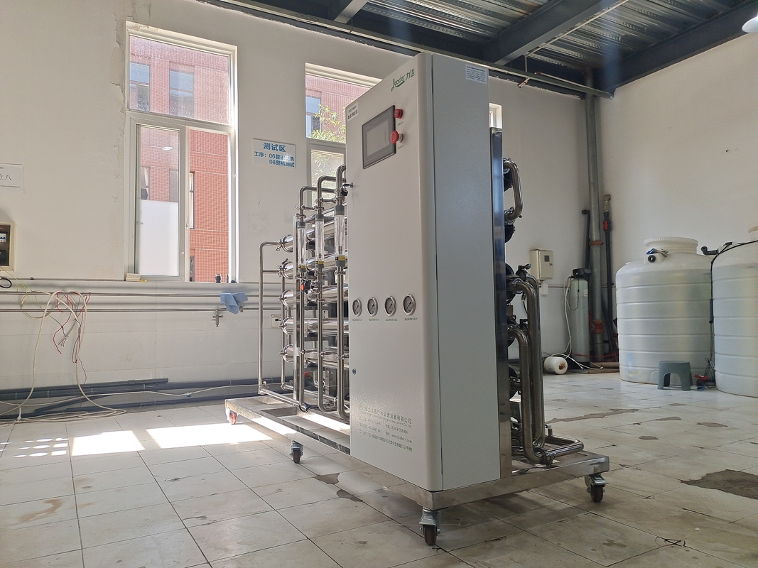 Hệ thống xử lý nước thẩm thấu ngược hai giai đoạn Nhà máy RO 1000Lph
