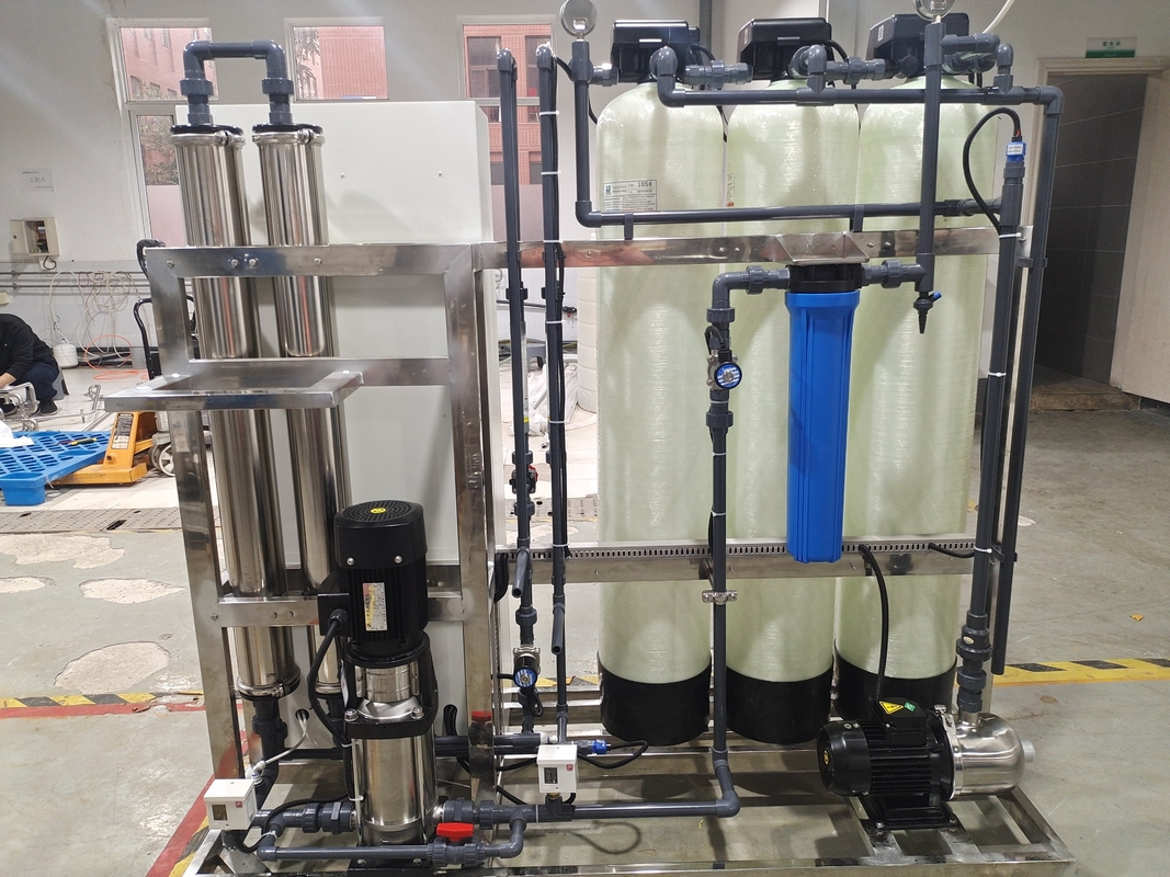 Hệ thống lọc nước Máy xử lý nước uống 500Lph cho nhà máy RO